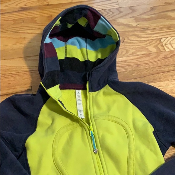 Lulu Scuba Hoodie - Picture 2 of 3